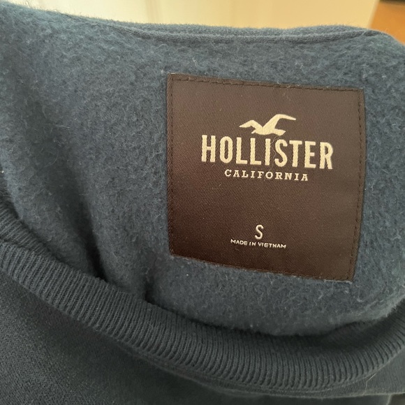 Hollister sweatshirt - Picture 3 of 3